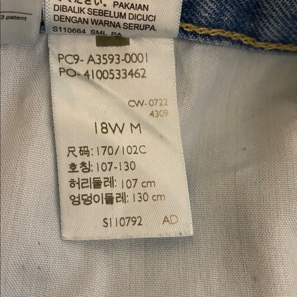 Levi’s ’94 Baggy Jeans Women’s 18W Blue Denim Wide Leg 100% Cotton Straight Leg - Picture 8 of 17